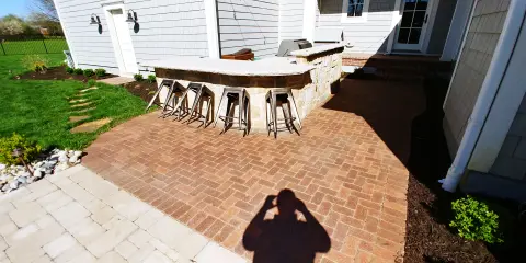 Outdoor kitchen patio